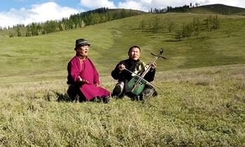 NGHỆ THUẬT KHOOMEI CỦA MÔNG CỔ